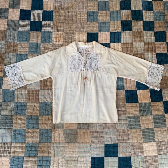 Vintage 1970’s Boho Style Linen and Lace Blouse - Picture 2 of 8